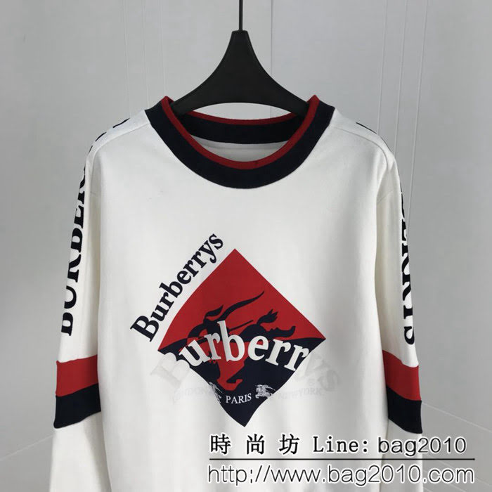 BURBERRY巴寶莉 18FW 最新款拼色 典藏騎士繡標 雙肩植絨字母拼接衛衣 情侶款 ydi1053